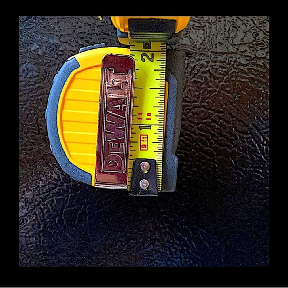 🆕🛠️ DEWALT 9ft Magnetic Pocket Tape Measure with Clip ~ DIY ~ Home ~ Workshop - Picture 10 of 16
